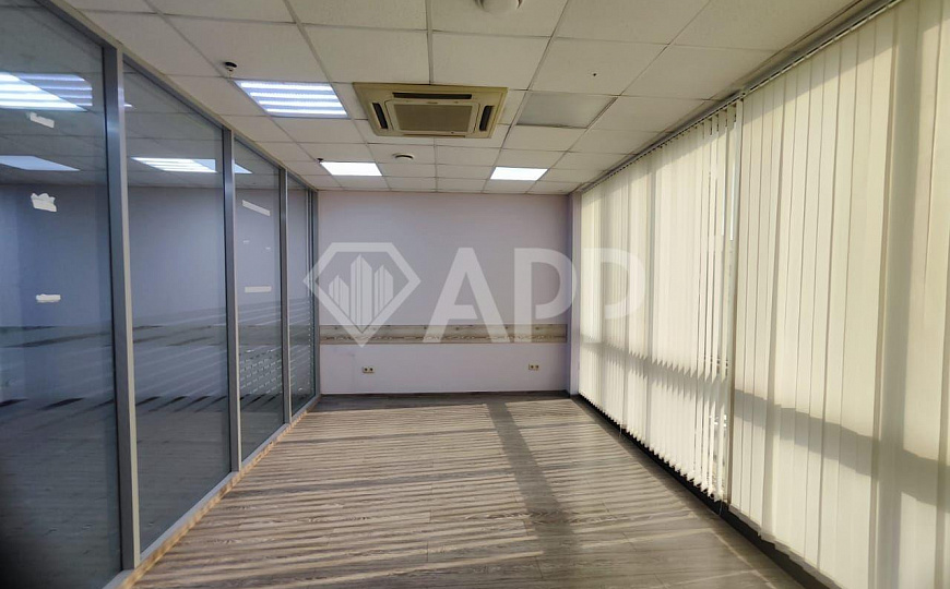 Сдаю бизнес-центр/офисный центр, 90 м² фото
