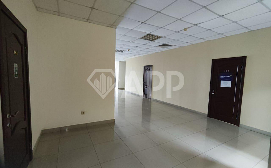 Сдаю бизнес-центр/офисный центр, 90 м² фото