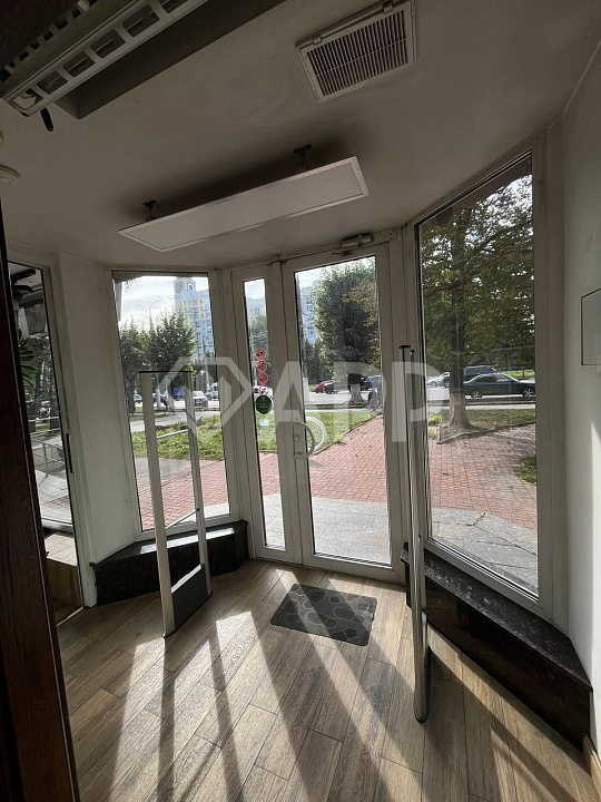 Сдам помещение свободного назначения, 60 м2, 180 м² фото