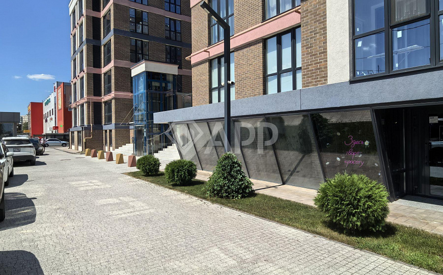 Сдаю помещение свободного назначения, 139 м² фото