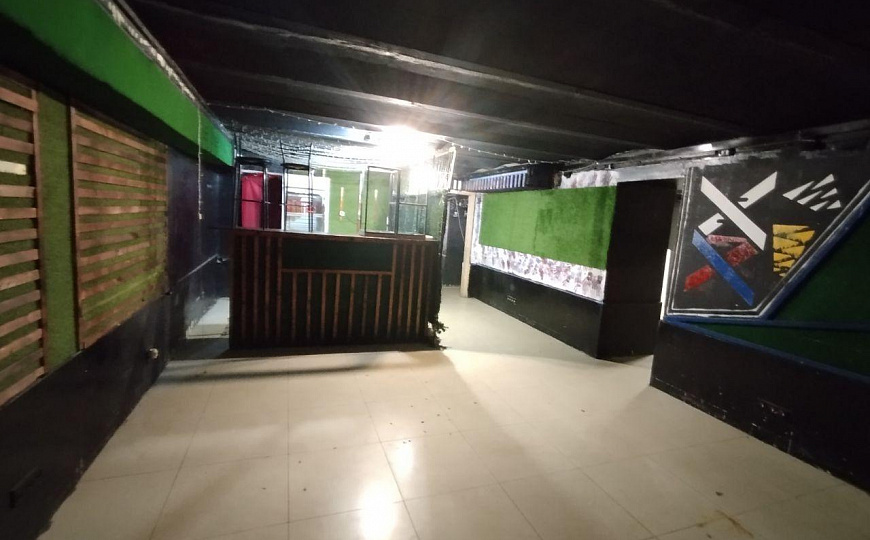Помещение свободного назначения 150м² в центре фото