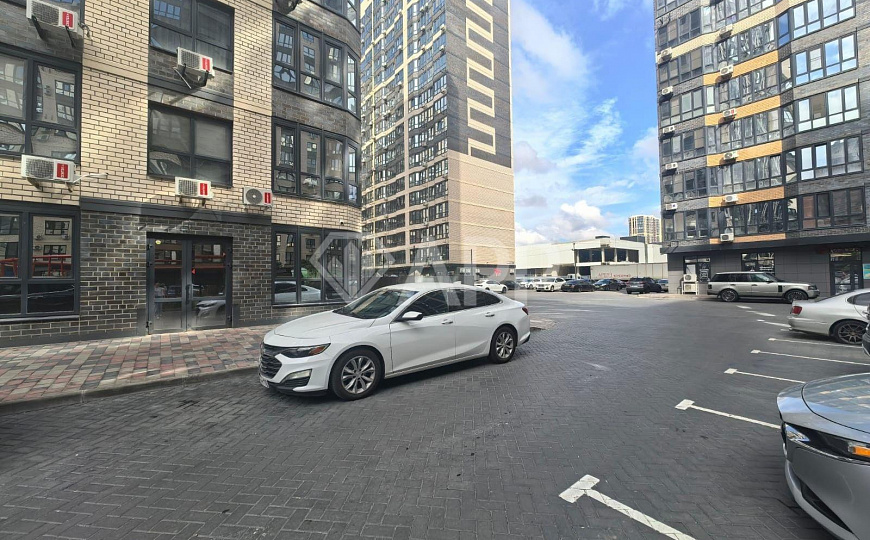 Сдаю помещение ЖК Губернский, 67 м² с ремонтом фото