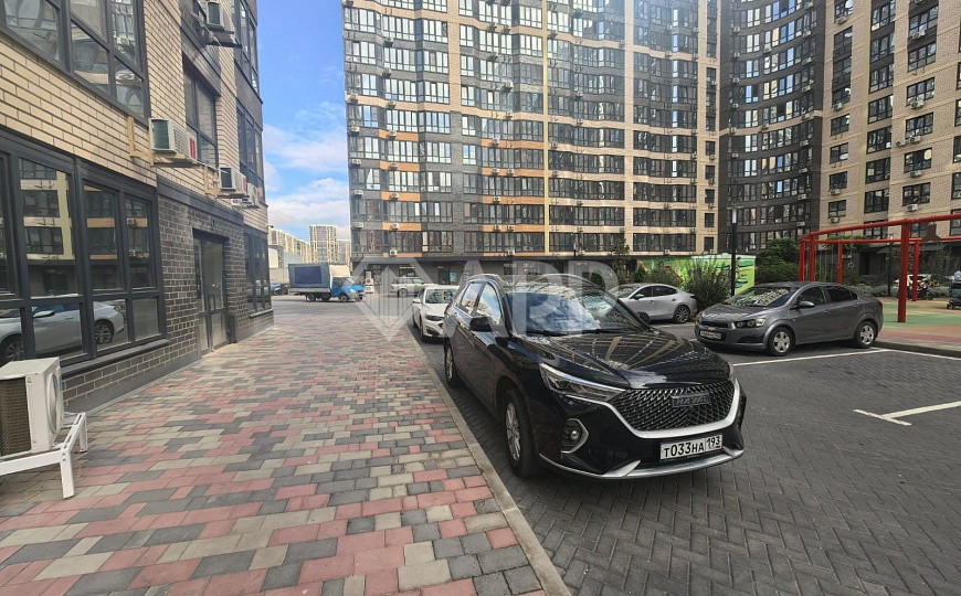 Сдаю помещение ЖК Губернский, 67 м² с ремонтом фото