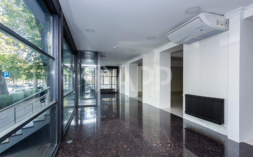 Сдаю помещение с ремонтом, 110 м² фасад Ставропольская фото