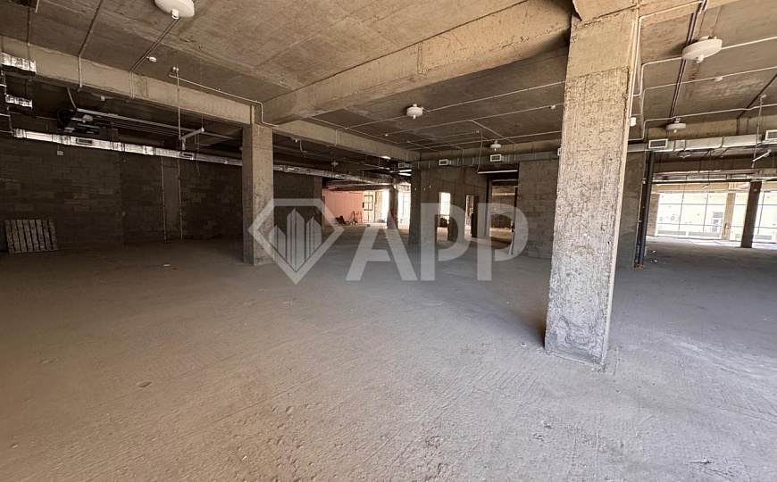 Сдам торговый центр, 880 м² фото