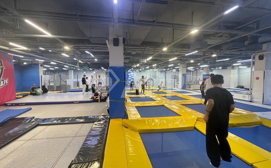 Продам бизнес с низкой арендной ставкой. фото