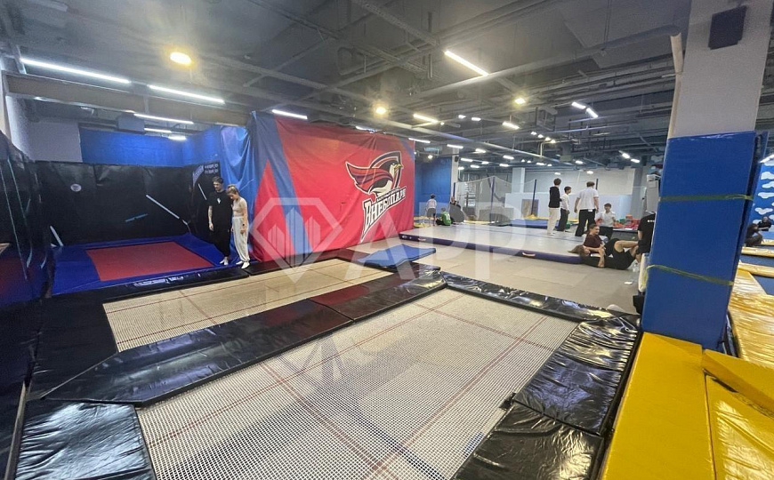 Продам бизнес с низкой арендной ставкой. фото