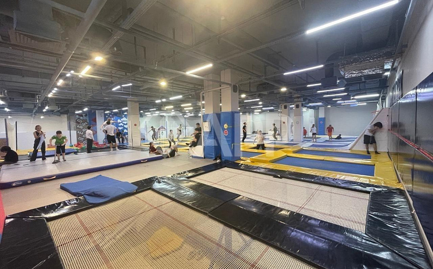 Продам бизнес с низкой арендной ставкой. фото