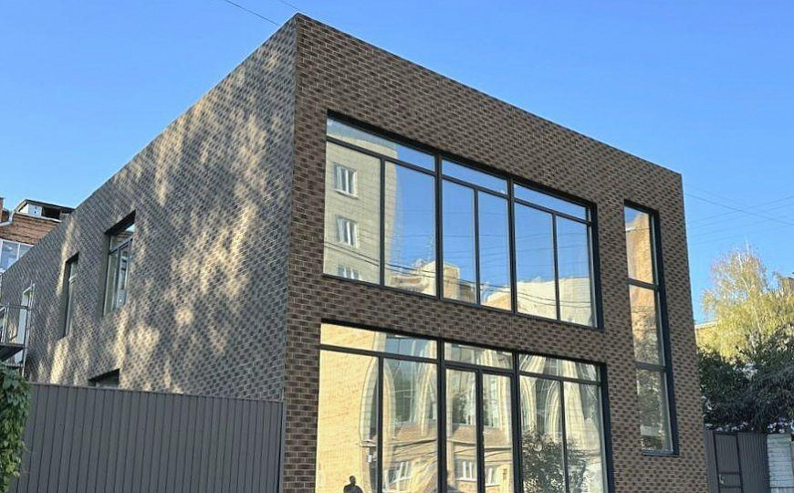 Здание, 552 м² фото