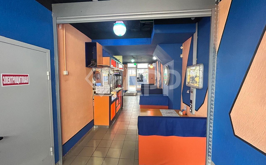 Сдаю помещение в густозаселенном районе, 350 м² фото