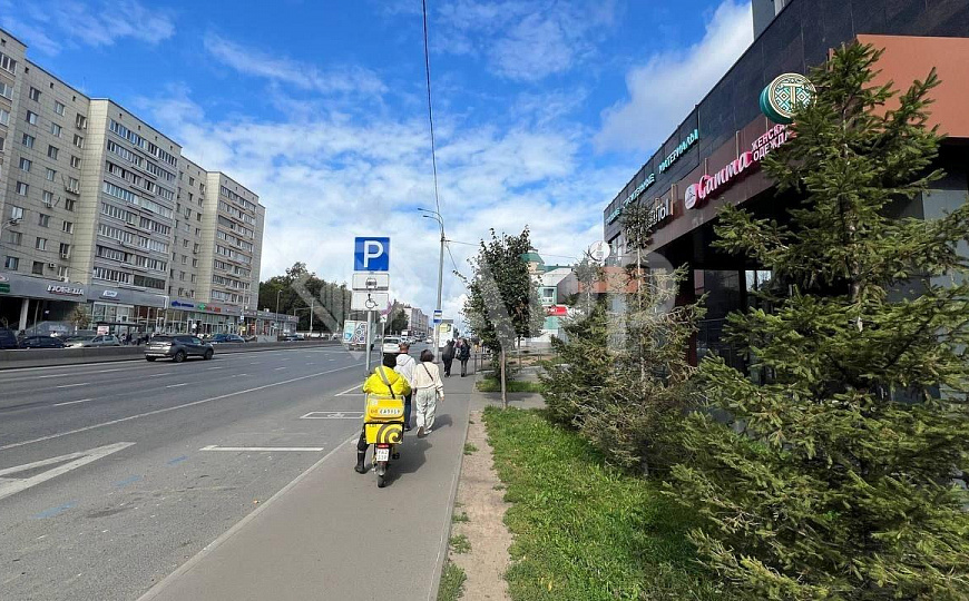 Помещение свободного назначения с хорошим трафиком фото