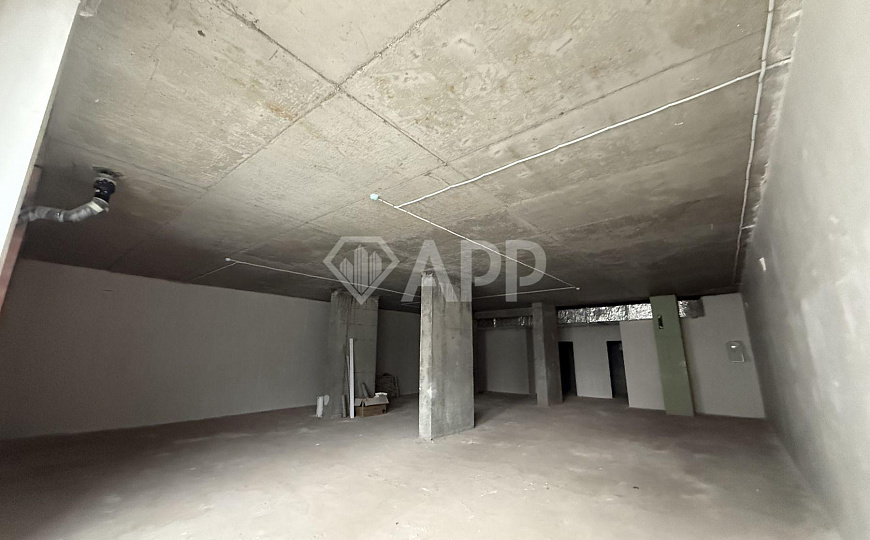 Помещение свободного назначения с хорошим трафиком фото