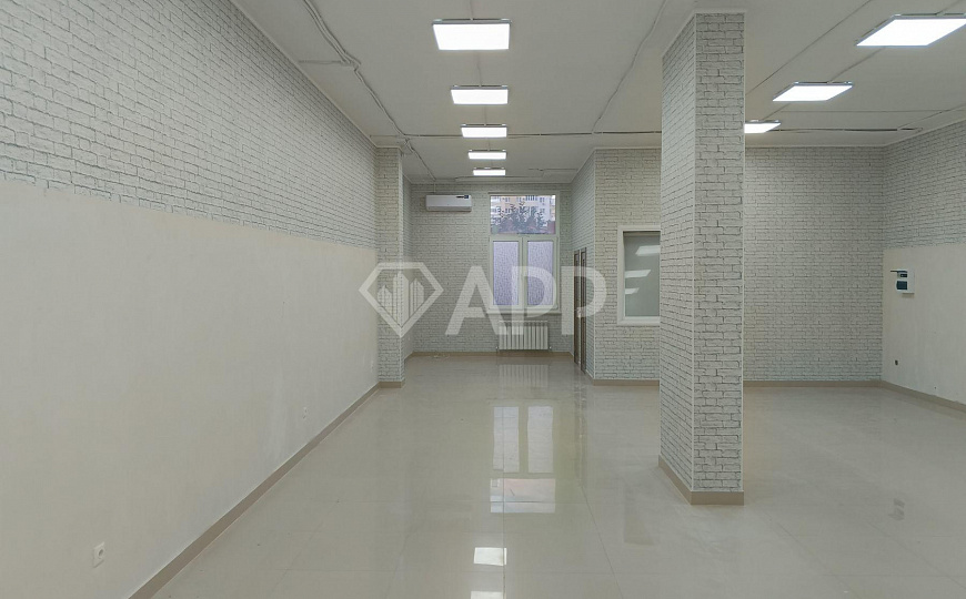 Сдаю 1 этаж 1 линия с ремонтом, 100 м² фото