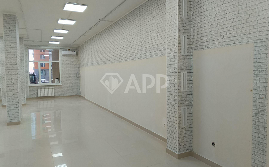 Сдаю 1 этаж 1 линия с ремонтом, 100 м² фото