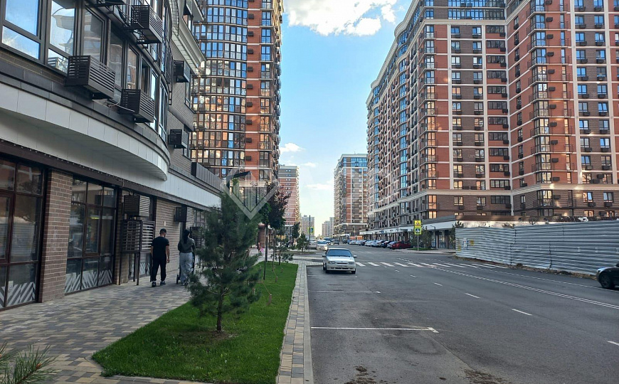 Сдаю помещение в ЖК Самолет, 67 м², с высоким трафиком фото