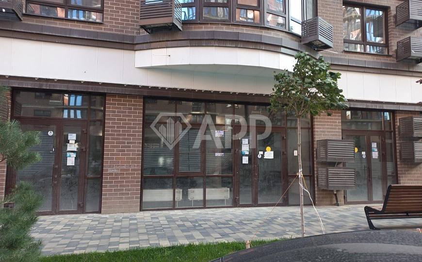 Сдаю помещение в ЖК Самолет, 67 м², с высоким трафиком фото