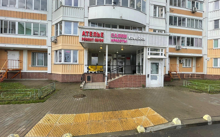 Помещение под любой вид деятельности, рядом с Некрасовкой 60 м² фото