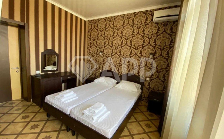 Продаю здание с арендаторами, 619 м² фото