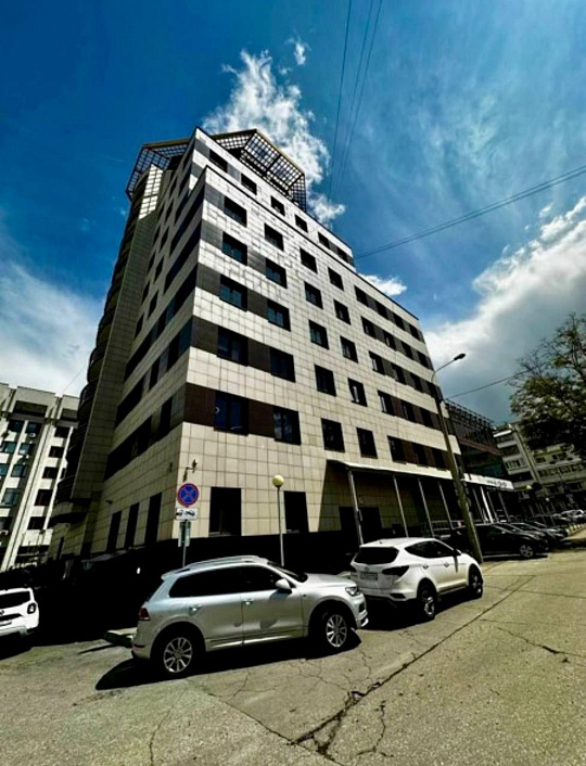 Аренда офиса класса «А» 77 м2 в БЦ «БэлПлаза» с видом на Волгу фото