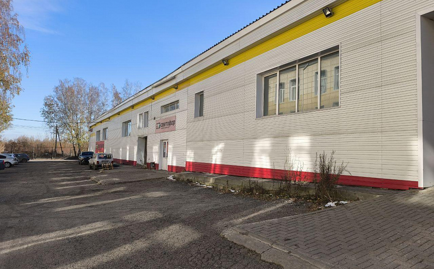 Помещение 370 кв.м. в торгово-складском комплексе фото