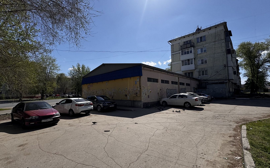 Продажа торговое здание 300 кв.м. фото