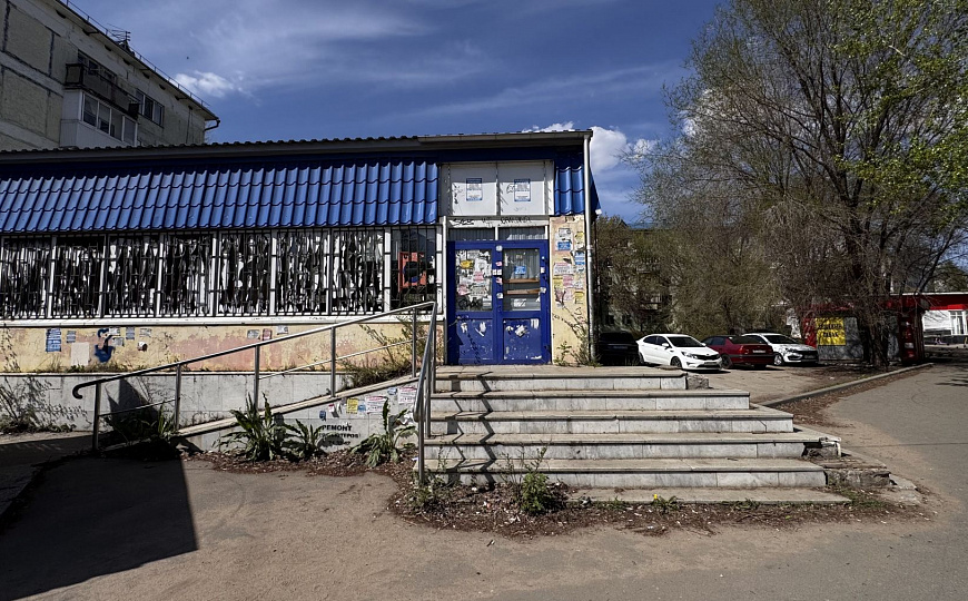 Продажа торговое здание 300 кв.м. фото