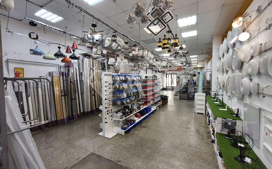 Торговая площадь 120 кв.м. на первом этаже ТЦ Грамада фото