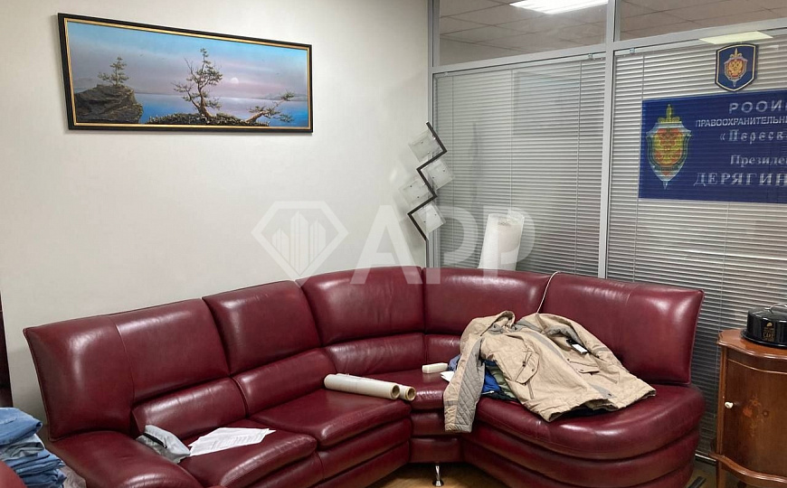 Офис 35 кв.м. рядом с метро фото