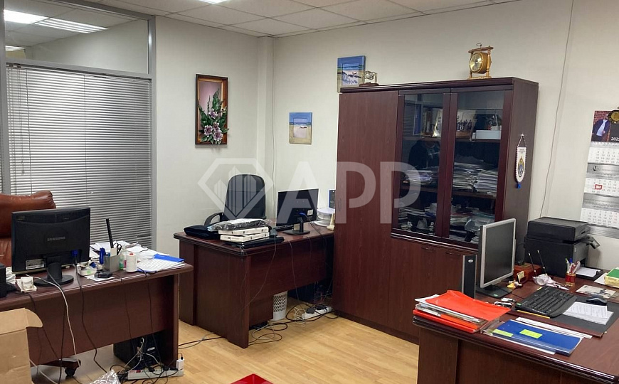 Офис 35 кв.м. рядом с метро фото