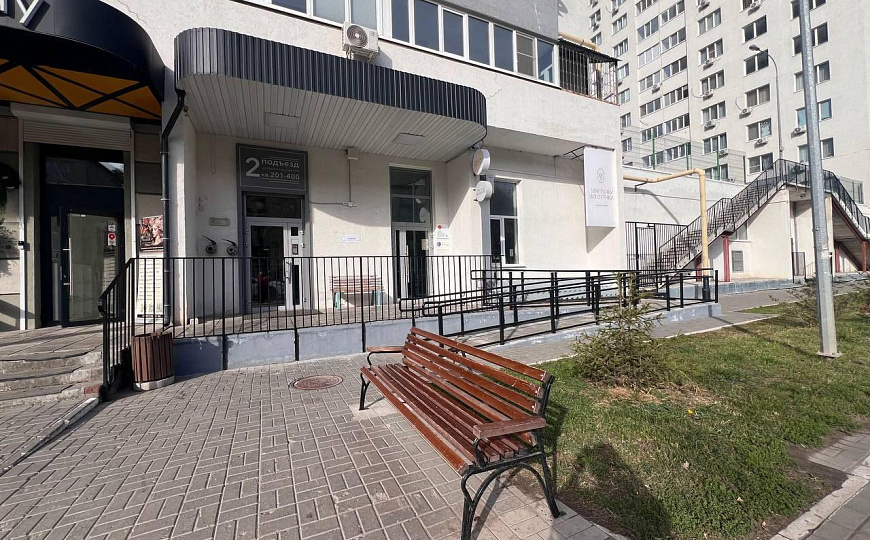 Помещение в густонаселённом районе ,43м2 фото