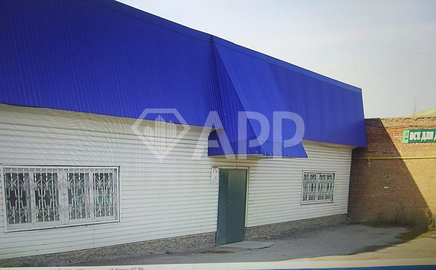 Здание в аренду в проходном месте фото