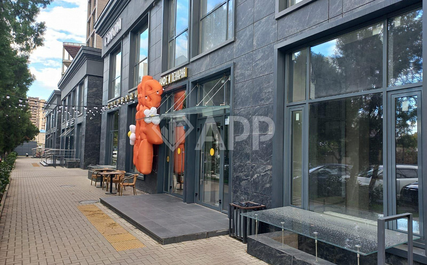 Сдаю 1 этаж 146 м² Центр города, ЖК "Аврора" фото