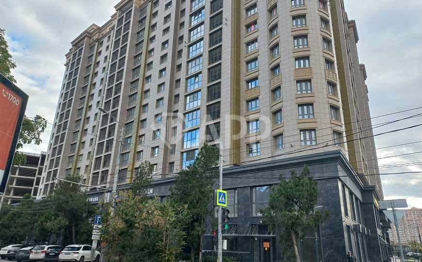 Сдаю 1 этаж 146 м² Центр города, ЖК "Аврора" фото