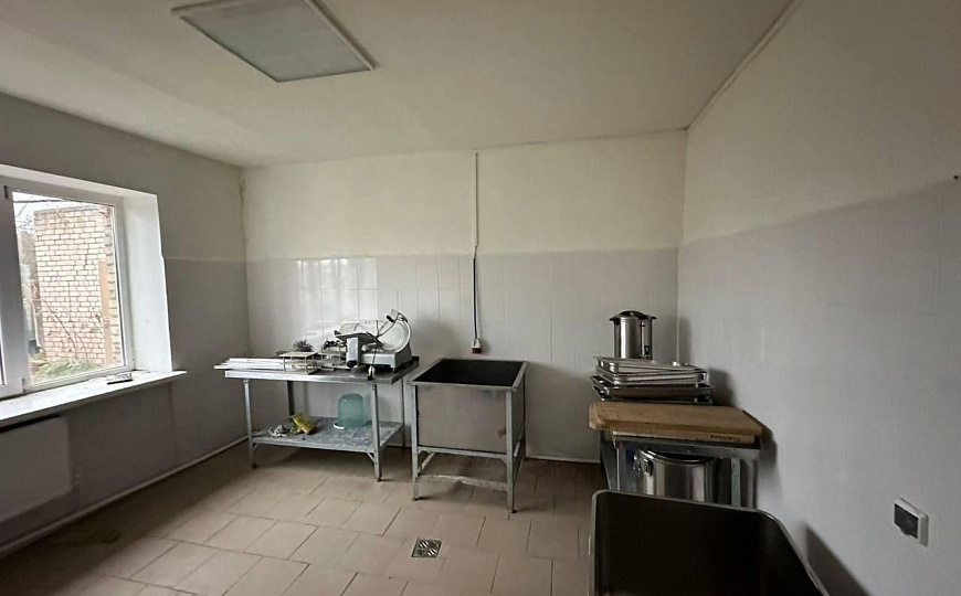 Продам здание, 630 м²   фото