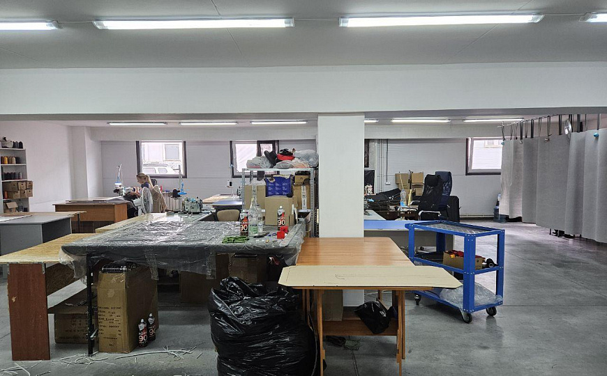 Помещение на первом этаже фото