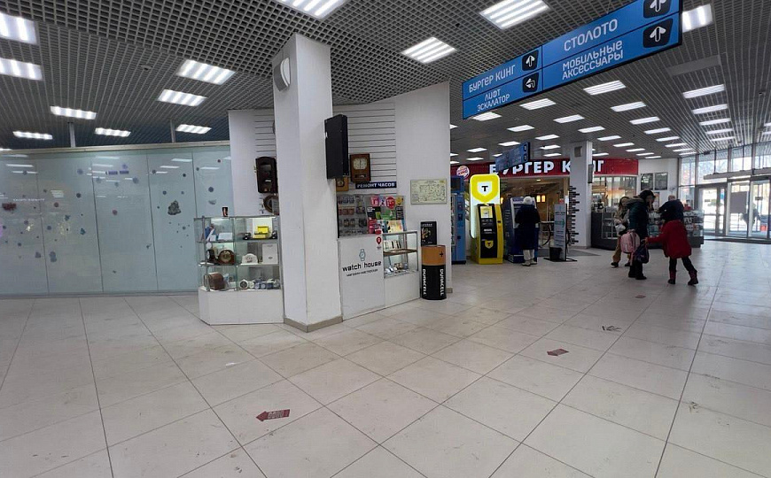 Сдам 409м² у входа в ТЦ фото