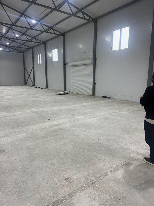 Склад новый с двумя въездами для фур фото