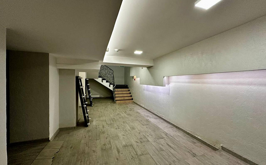 Аренда 280 м2 на 1 линии пр-кт Победы д.10 фото