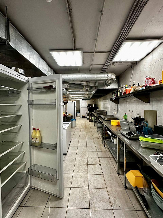 Аренда 280 м2 на 1 линии пр-кт Победы д.10 фото