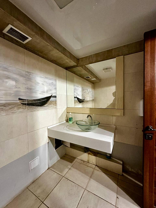 Аренда 280 м2 на 1 линии пр-кт Победы д.10 фото