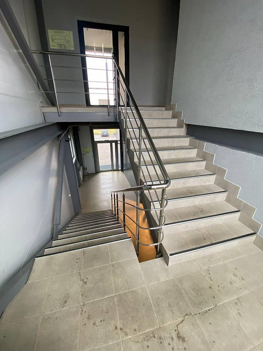 Снять помещение свободного назначения 137,2 м² фото