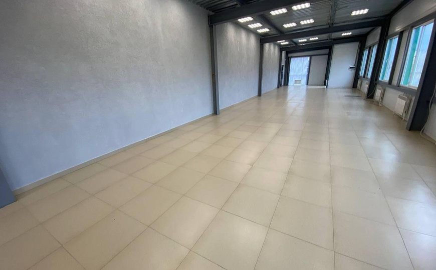 Снять помещение свободного назначения 137,2 м² фото