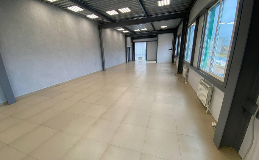 Снять помещение свободного назначения 137,2 м² фото