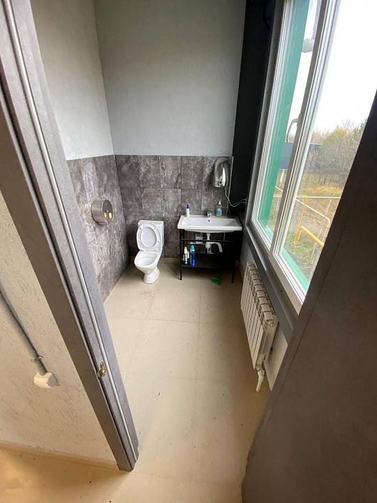 Снять помещение свободного назначения 137,2 м² фото