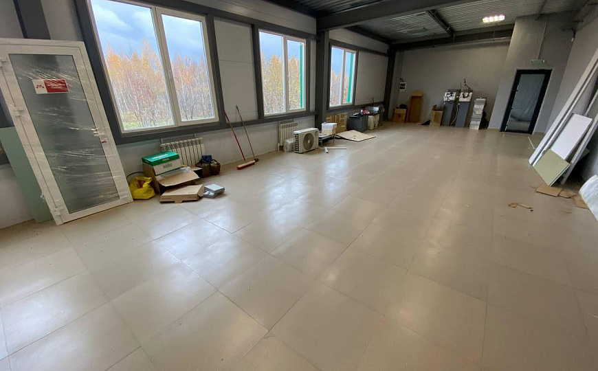 Снять помещение свободного назначения 137,2 м² фото