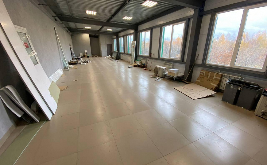 Снять помещение свободного назначения 137,2 м² фото