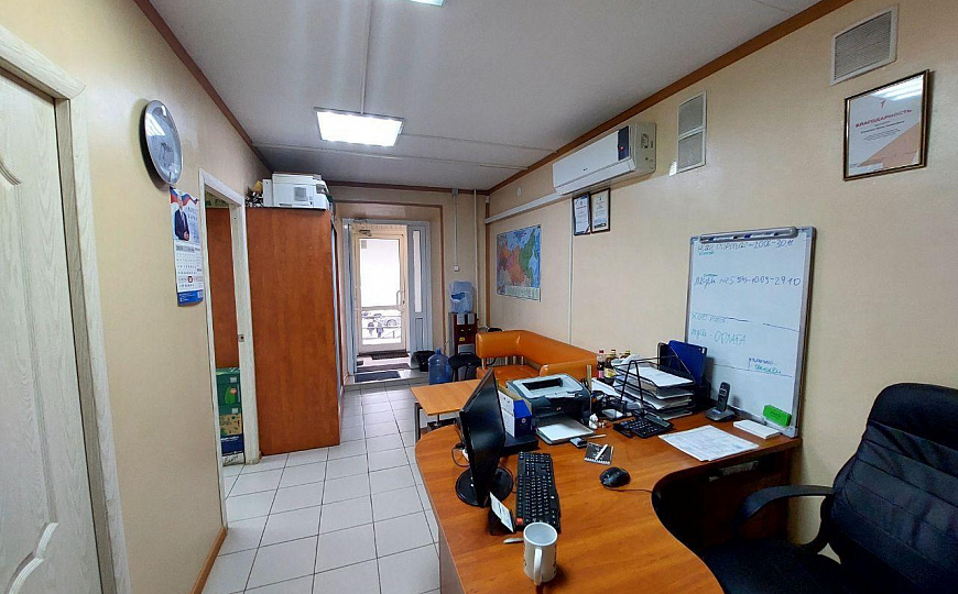 Помещение на 1 линии, торгово-офисное! фото