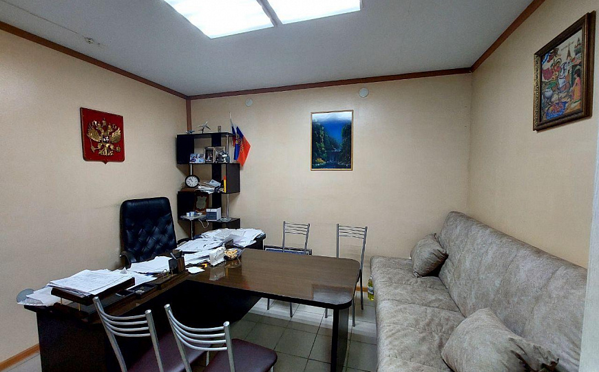 Помещение на 1 линии, торгово-офисное! фото