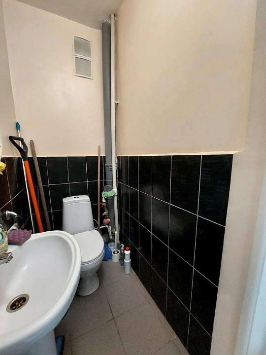 Помещение на 1 линии, торгово-офисное! фото