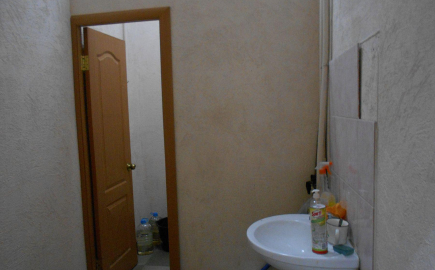 Торговое помещение 259,9 м2 фото